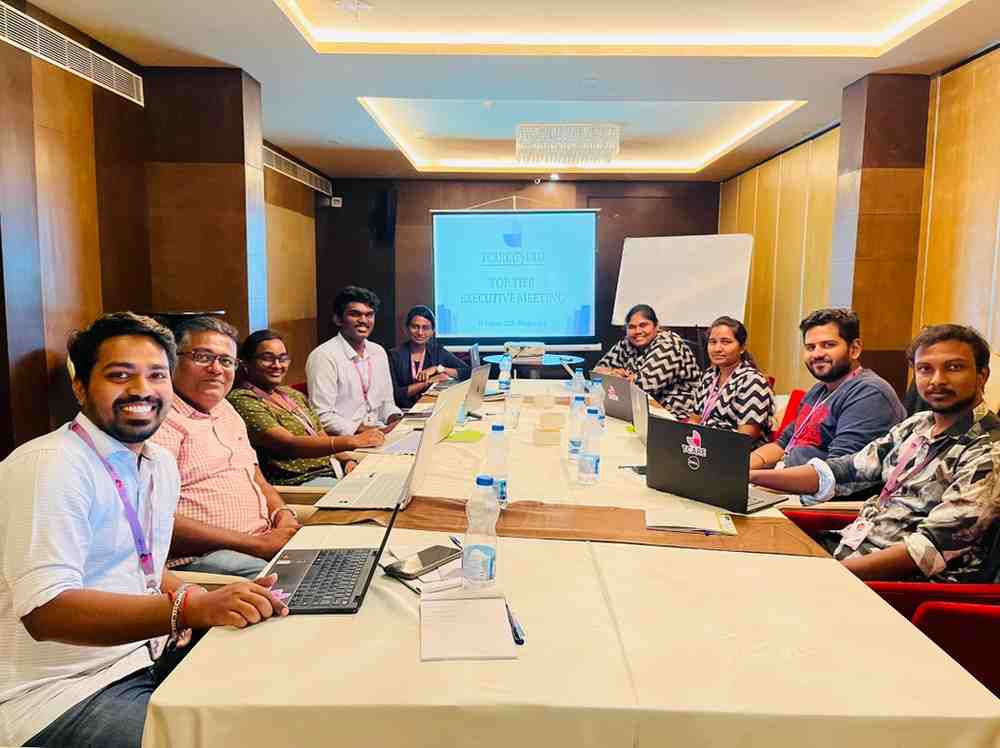 Event image row 3, column 4